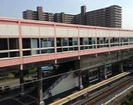 栂・美木多駅（泉北高速鉄道線）