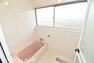 浴室 【浴室】DKに設置済みの追い焚きリモコンからお湯を張ることも可能です。