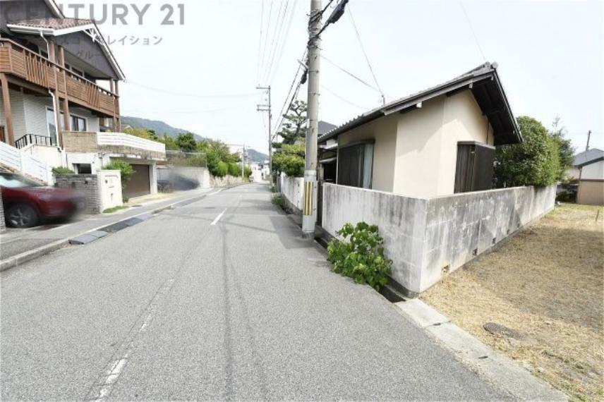 現況写真 前面道路含む現地写真