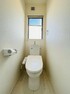 トイレ 採光窓は換気にもなって清潔な空間を保てます！