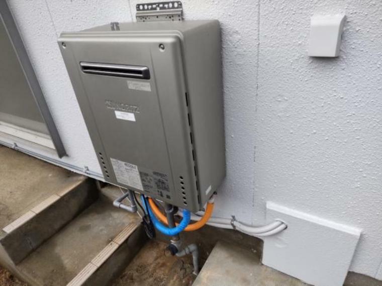 発電・温水設備 本住宅はガス給湯器を利用しています。2019年製です。
