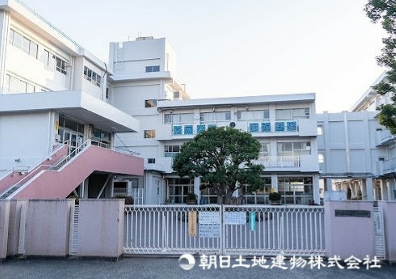 中学校 府中市立府中第八中学校まで約600m