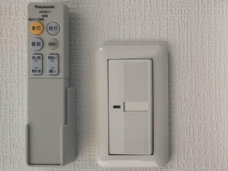照明スイッチは、全室ワイドタイプに交換しました。毎日手に触れる部分なので気になりますよね。新品できれいですし、見た目もオシャレで押しやすいです。