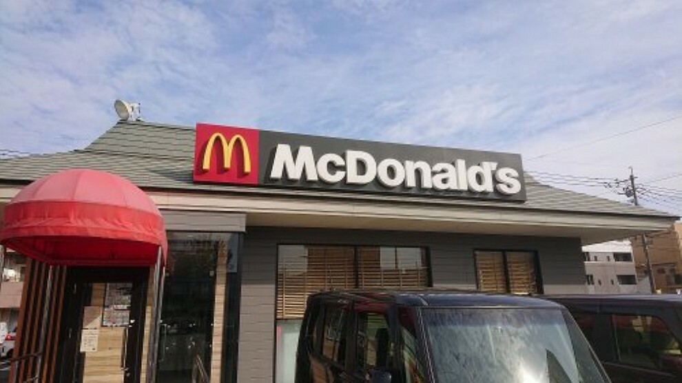 【ファーストフード】マクドナルド草牟田店まで350m