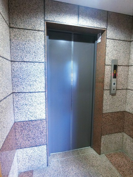 エレベーター（2016年更新済）