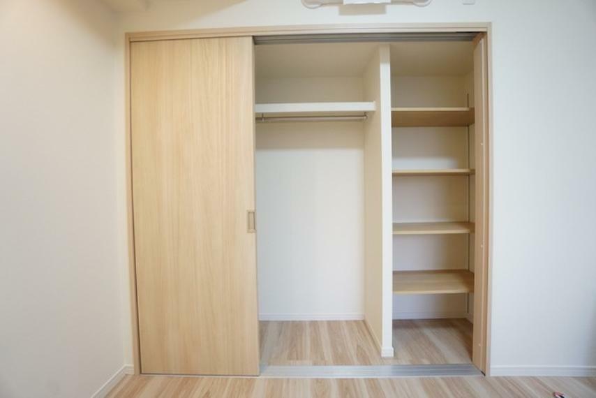 収納 全居室に収納完備。下段を引き出し収納にするなど、空いたスペースを有効活用すれば収納力がグッと高まります。