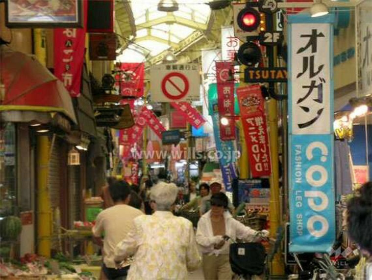 ショッピングセンター 石橋商店街の外観