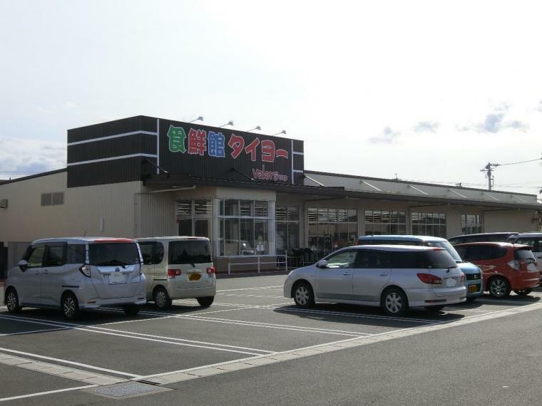 スーパー 食鮮館タイヨー 福田店まで約390m（徒歩5分）