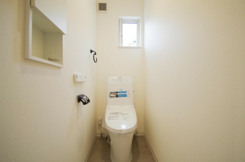 トイレ 2020年築自慢のインナーバルコニーのある家～お気軽にお問い合わせください！～