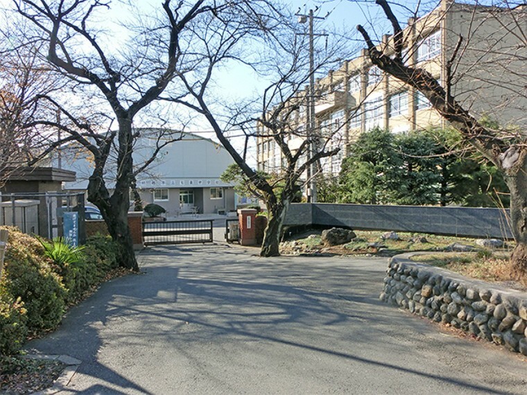 中学校 川越市立福原中学校（2121m）