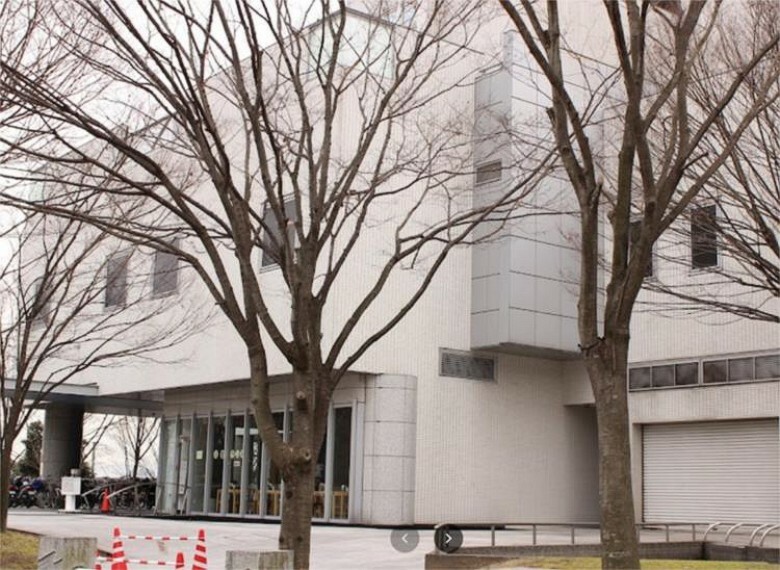 図書館 島本町立図書館