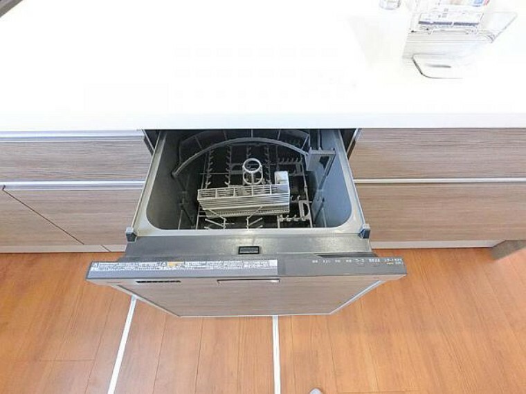 発電・温水設備 後片付けもラクラクな食器洗乾燥機付