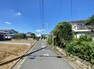 現況写真 前面道路、北東側4m