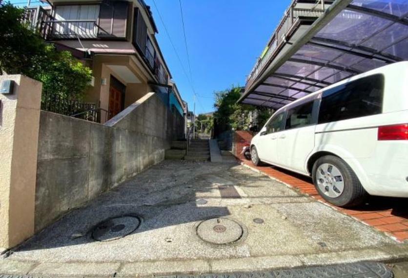 駐車場 《駐車場》　■駐車場1台可能。（車種に依る）