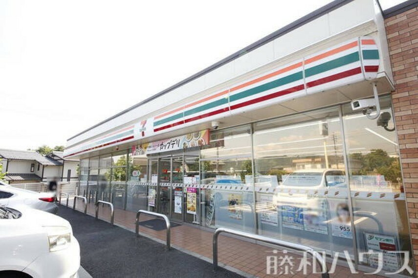 コンビニ セブンイレブン 春日井押沢台店 徒歩10分