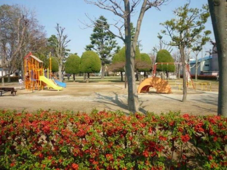 弁天公園（約300m）