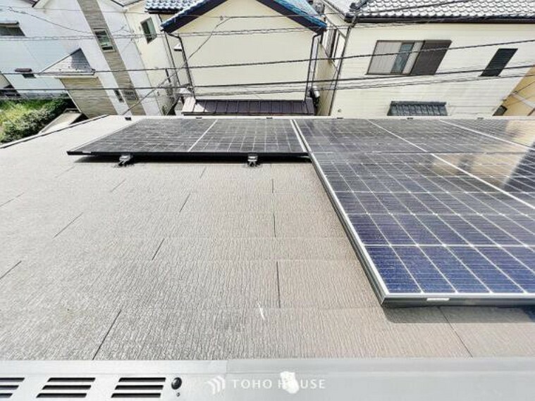 発電・温水設備 太陽光発電システム完備でエコな暮らしを実現します。お財布にも優しいのでダブルで嬉しいですね。