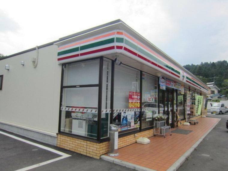 コンビニ セブンイレブン日の出大久野店