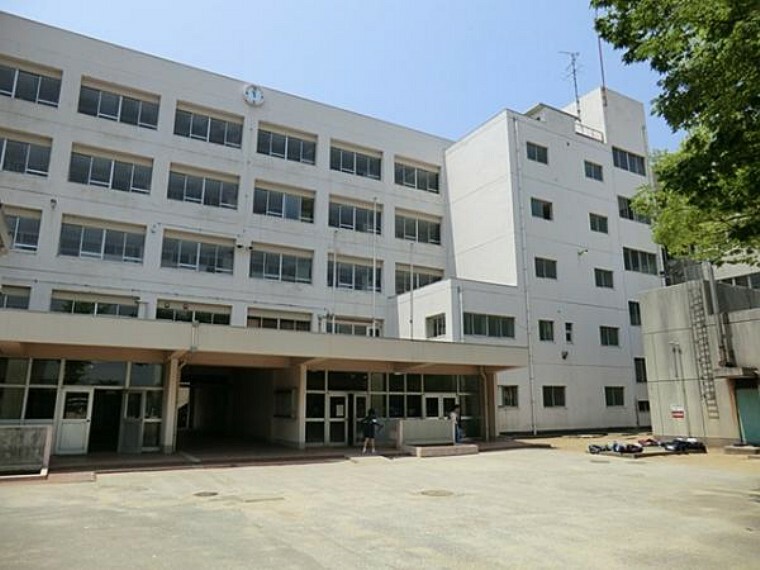 中学校 第三中学校