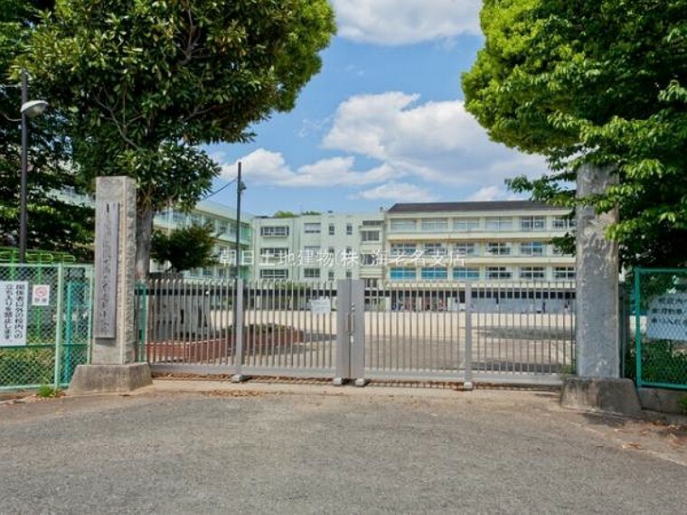 小学校 【厚木市立南毛利小学校】530m　こちらの小学校は給食がとっても美味しいことで有名です。食育にも力を入れています。