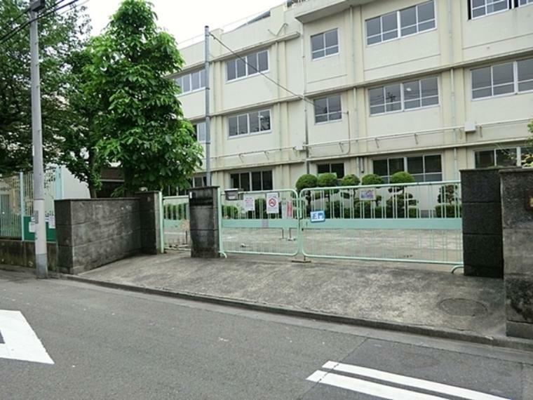 小学校 川崎市立向小学校 創立は1940年（昭和15年）8月2日
