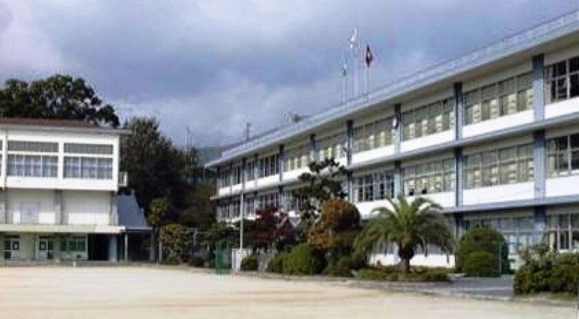 小学校 岩国市立由宇小学校