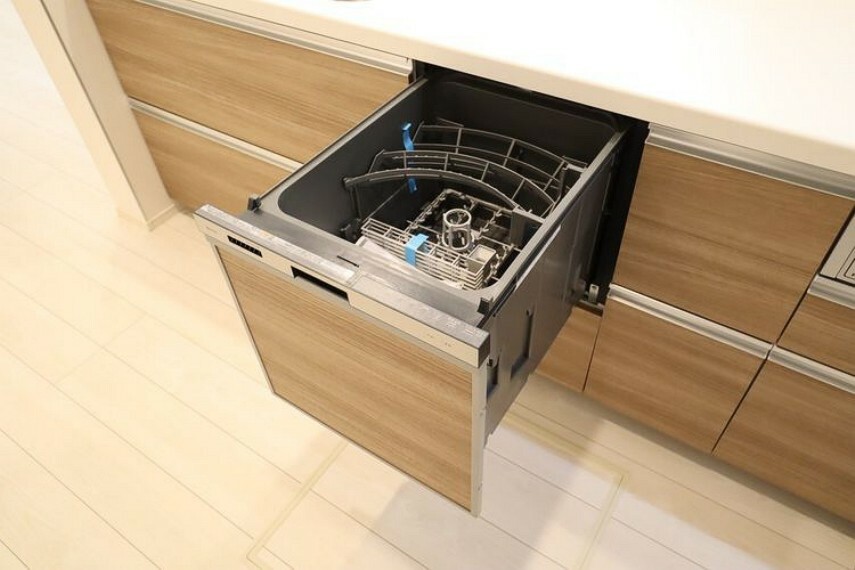 食器洗浄乾燥機　キッチンにはうれしい食器洗浄乾燥機 家事がはかどりそうです