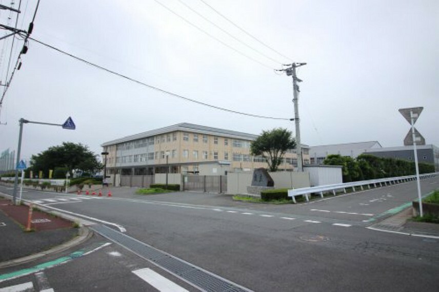 中学校 【中学校】高崎市立群馬中央中学校まで540m