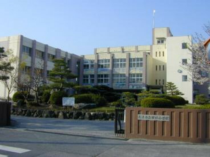 小学校 【小学校】大津市立堅田小学校まで1100m