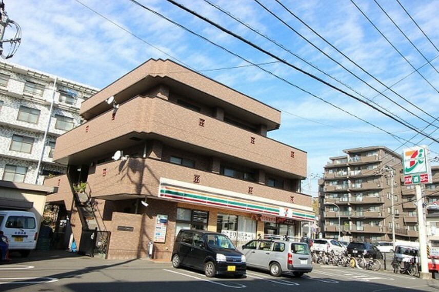 コンビニ セブンイレブン　横浜荏田町店　距離約350m