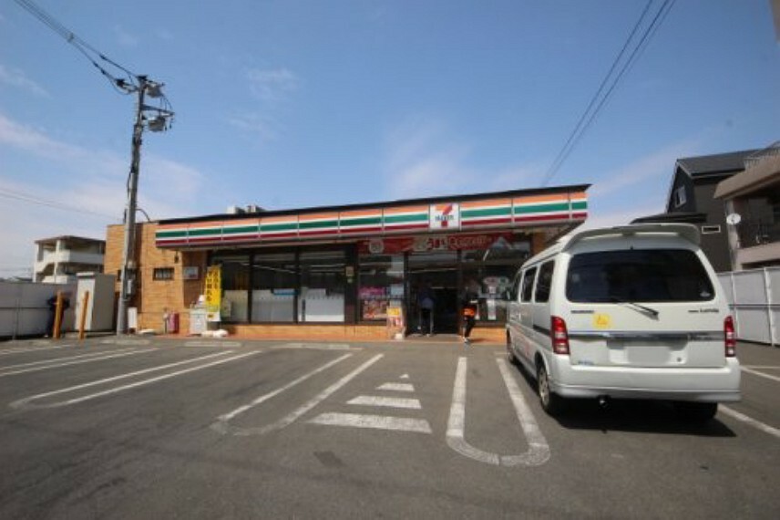 コンビニ 【コンビニエンスストア】セブンイレブン保谷本町店まで167m