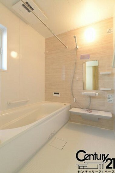 浴室 ■現地撮影写真■浴室暖房乾燥機付のゆったり1坪サイズ！足を伸ばしての入浴は疲れも癒してくれます！