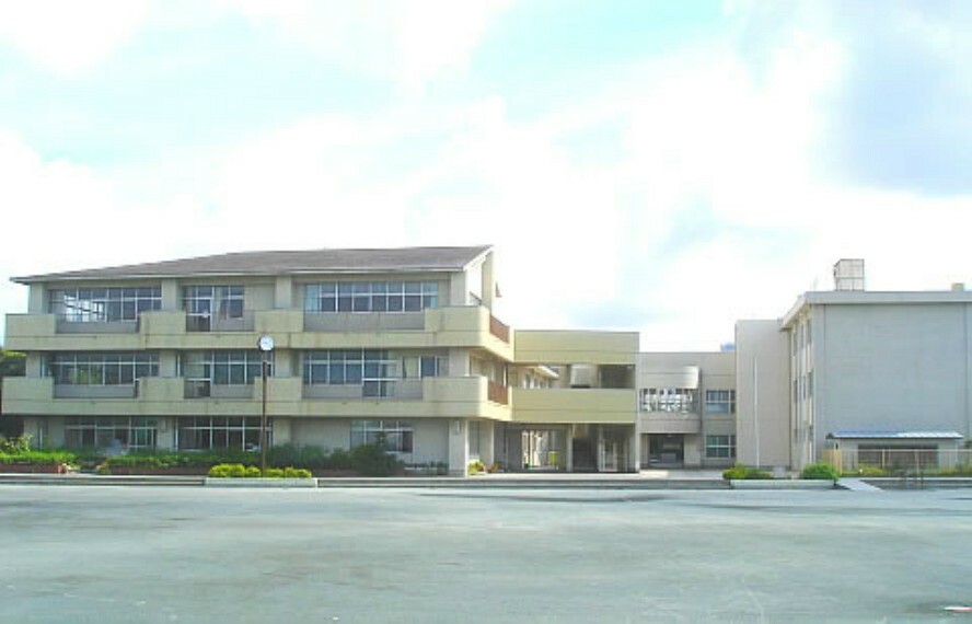 小学校 鵠洋小学校