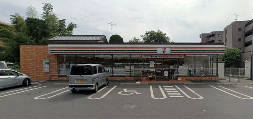 コンビニ セブンイレブン さいたま櫛引町1丁目南店