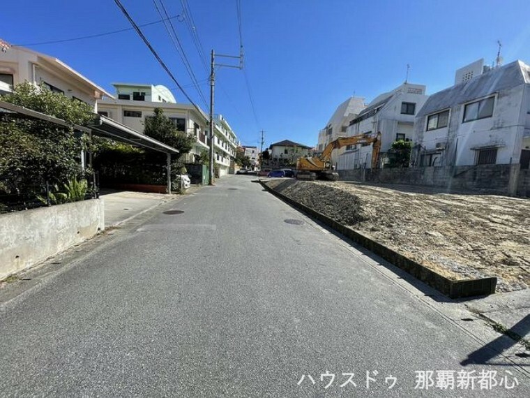 現況写真 前面道路含む現地写真