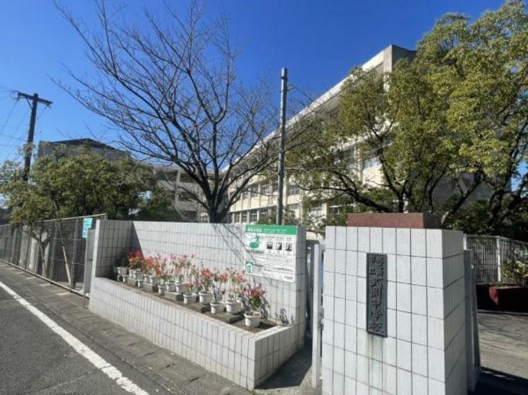 中学校 【周辺環境】武岡中学校まで1.8km（徒歩24分）
