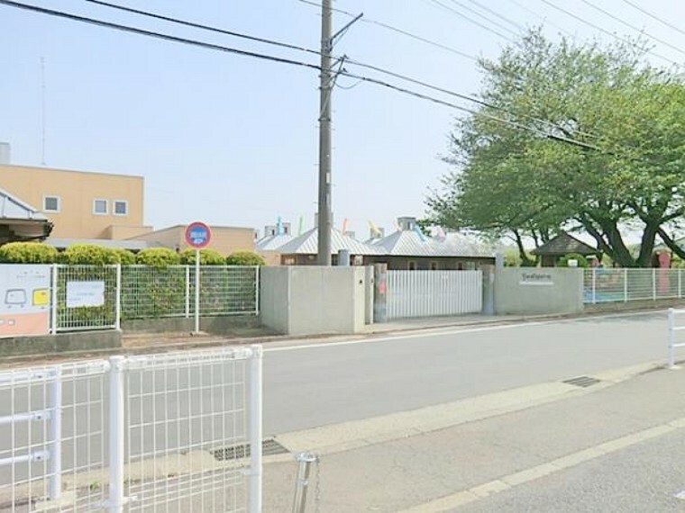 幼稚園・保育園 【厚木さくら幼稚園】　山のロッジのような可愛らしい園舎が印象的な幼稚園です。基本的に小規模なのでアットホームな雰囲気です。優しい先生が多いです。