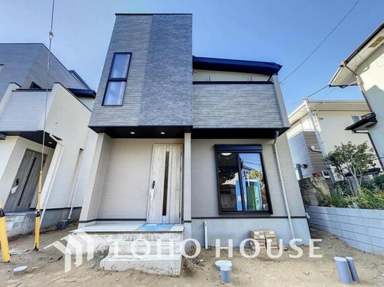 現況写真 「ゆとりある4LDKの邸宅です。」宅配BOX・全窓Low-e複層ガラス・EVコンセントを備えたオール電化の快適ハウス。