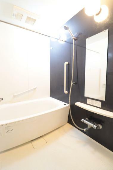 浴室換気乾燥機・24時間換気システム・オートバス機能付の浴室です