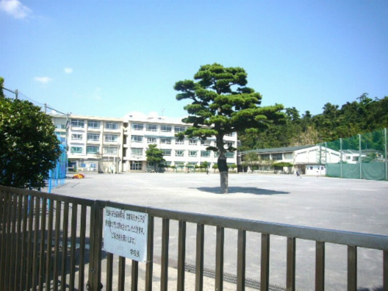 小学校 片瀬小学校