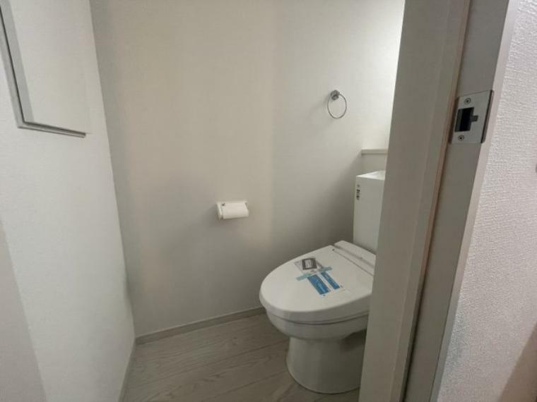 トイレ トイレスペースが1・2階にございますので、朝の混雑時に家族が分散して使用できます。