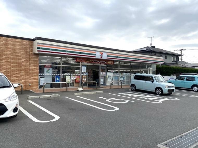 コンビニ セブンイレブン　篠栗町民体育館前店