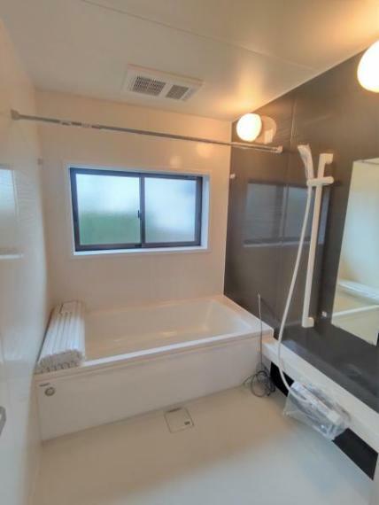 浴室 【リフォーム済】浴室の写真です。ハウステック製のユニットバスに新品交換しました。