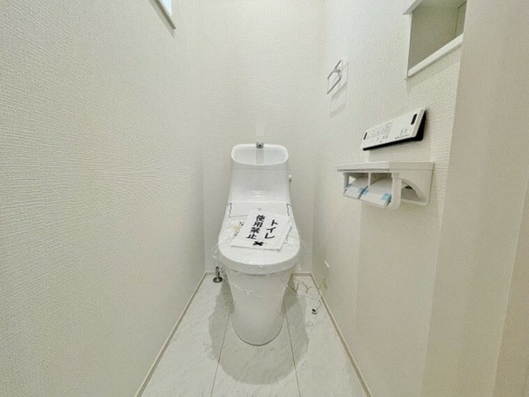 トイレ 収納もございますのでシンプルな空間を保てます。