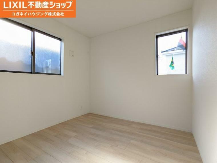 子供部屋 明るいお部屋で子ども部屋にもオススメです。