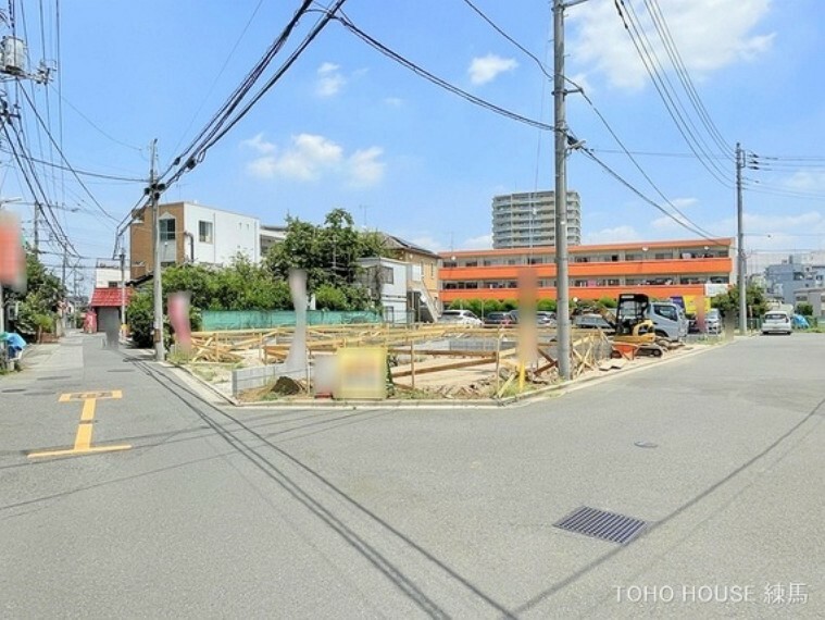 現況写真 前面道路含む現地