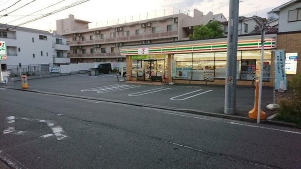コンビニ セブンイレブン横浜別所南店
