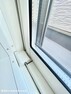 防犯設備 全室設置のペアガラスは室内の温度を保つほかにも結露も防止し室内のカビなどを防ぎます。