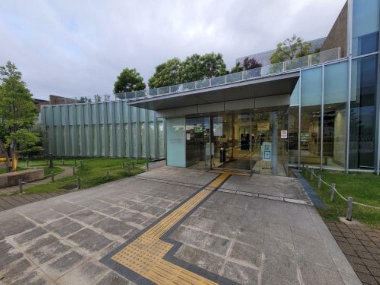 図書館 【図書館】神戸市立東灘図書館まで1630m
