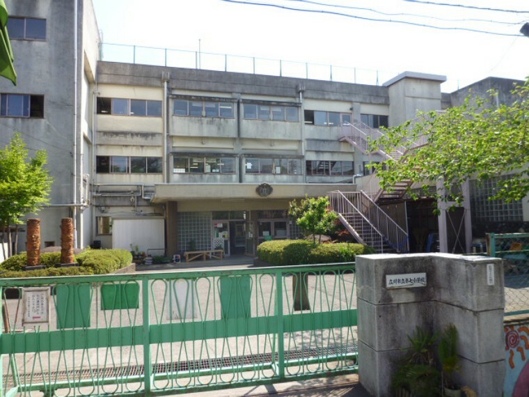 小学校 【小学校】立川市立第七小学校まで355m